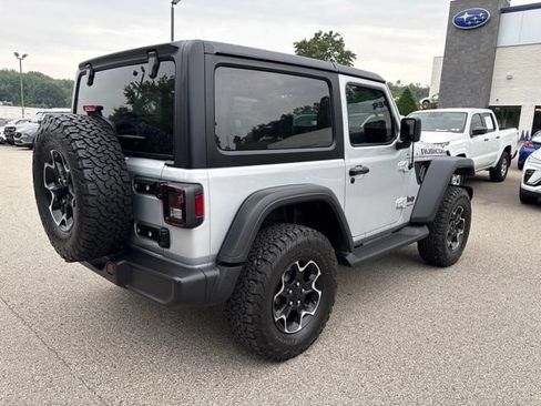 Used 2023 Jeep Wrangler Rubicon w/ Cold Weather Group AWD/4WD image 5
