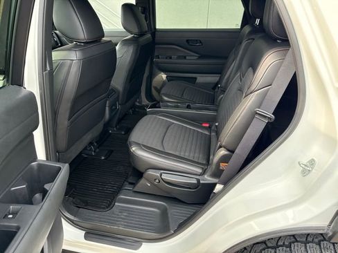 Certified 2024 Nissan Pathfinder Rock Creek AWD/4WD image 28