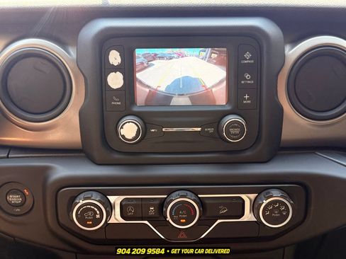 Used 2018 Jeep Wrangler Unlimited Sport S AWD/4WD image 20