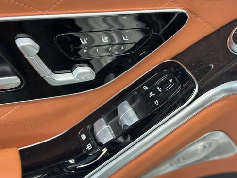 Used 2023 Mercedes-Benz S 580 S 580 4MATIC Sedan 4D image 15