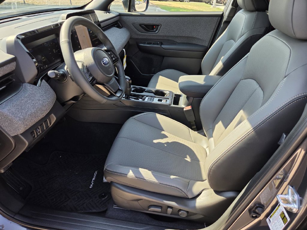 New 2026 Subaru Outback Limited AWD/4WD image 13