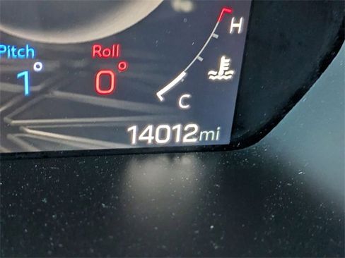 Used 2023 GMC Canyon AT4X image 17