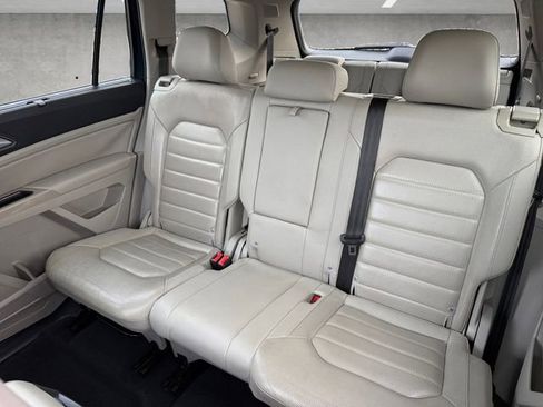 Used 2019 Volkswagen Atlas SEL Premium image 22