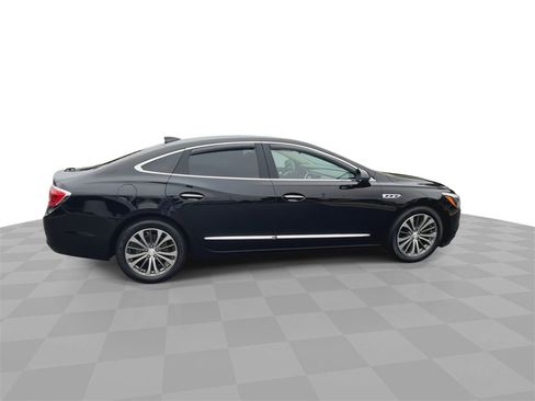 Certified 2019 Buick LaCrosse Essence w/ Sun and Shade Package image 9
