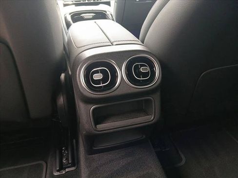 Certified 2026 Mercedes-Benz GLC 300 image 15