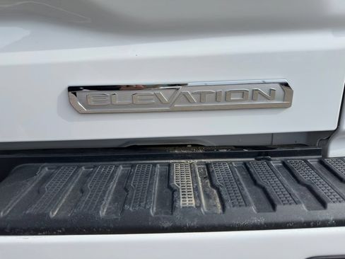 Used 2025 GMC Sierra 1500 Elevation w/ Preferred Package AWD/4WD image 27