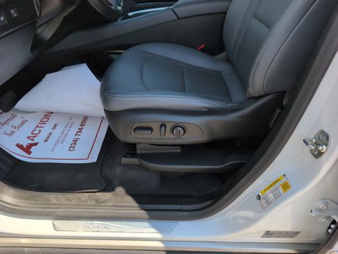 Used 2024 Buick Enclave Essence w/ Experience Buick Package FWD image 25
