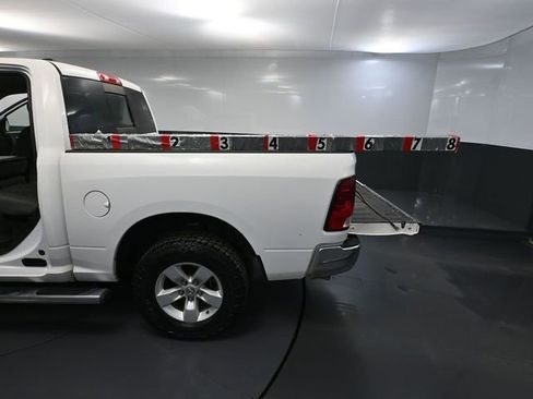 Used 2017 RAM 1500 Classic SLT image 33