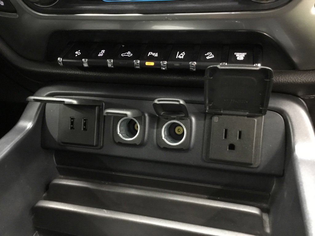 Used 2017 Chevrolet Silverado 2500 LTZ w/ Duramax Plus Package AWD/4WD image 27