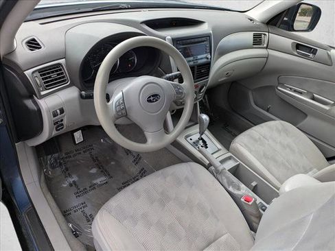 Used 2010 Subaru Forester 2.5X Premium image 10