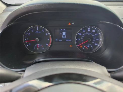 Used 2021 Kia Forte LXS FWD image 13