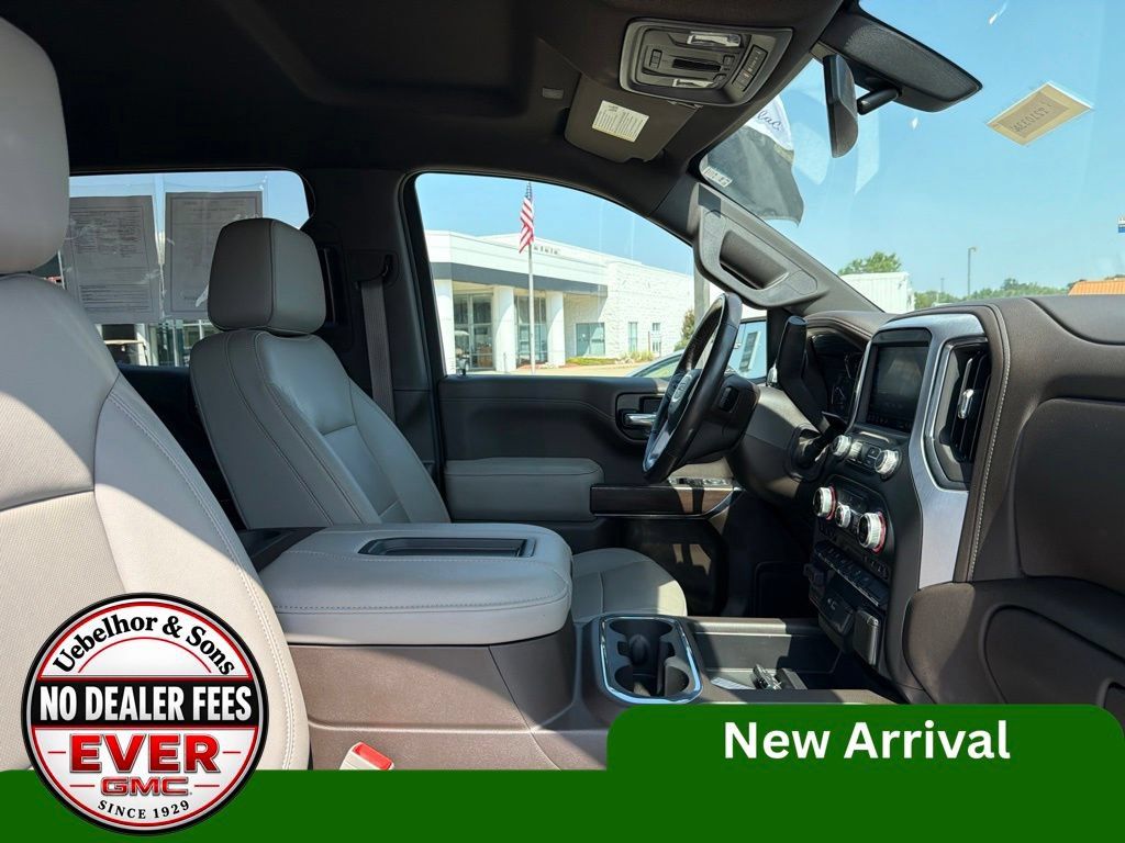 Used 2021 GMC Sierra 1500 SLT w/ SLT Convenience Package AWD/4WD image 2