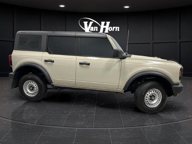 Used 2025 Ford Bronco 4-Door AWD/4WD image 8