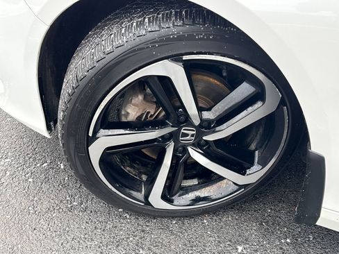 Used 2021 Honda Accord Sport image 12