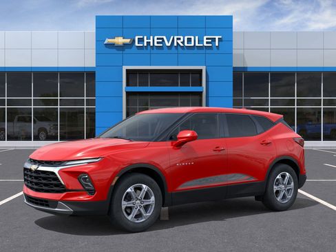 New 2025 Chevrolet Blazer LT w/ LPO, Sport Package image 2