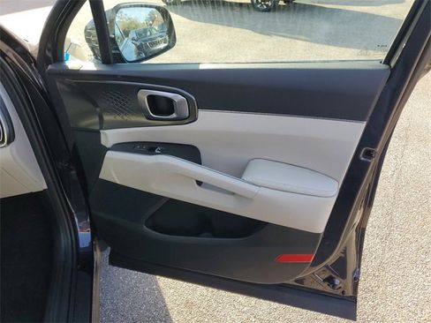 New 2025 Kia Sorento EX image 36