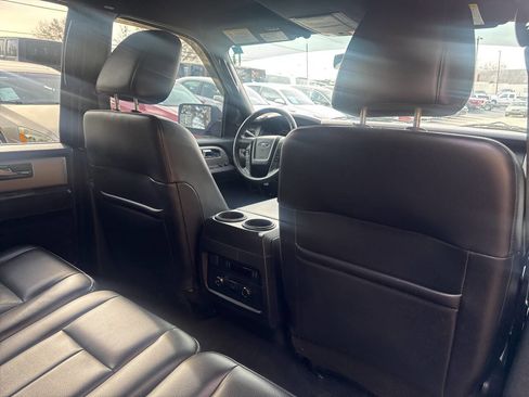 Used 2015 Ford Expedition XLT w/ Equipment Group 201A image 17