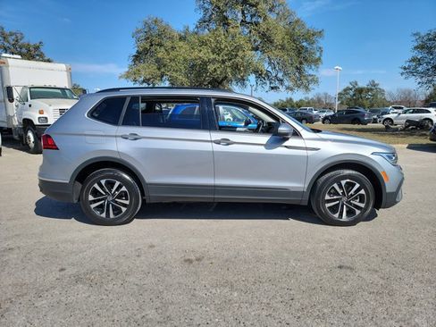 Used 2022 Volkswagen Tiguan S w/ Driver Assistance Package image 4