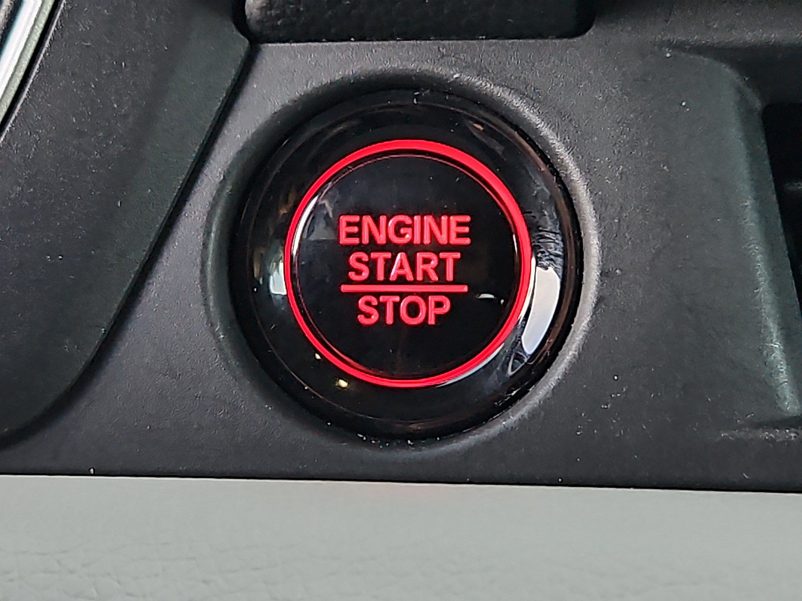 Certified 2024 Honda Pilot Touring image 27