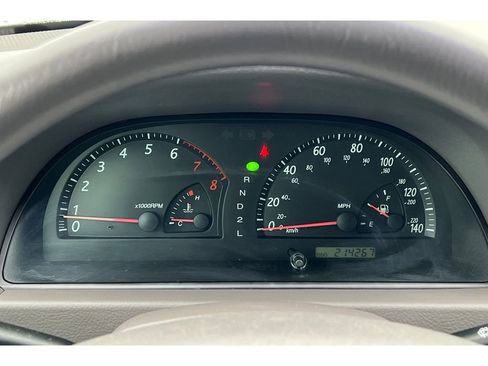 Used 2002 Toyota Camry LE image 22