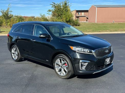 Used 2019 Kia Sorento SX image 9