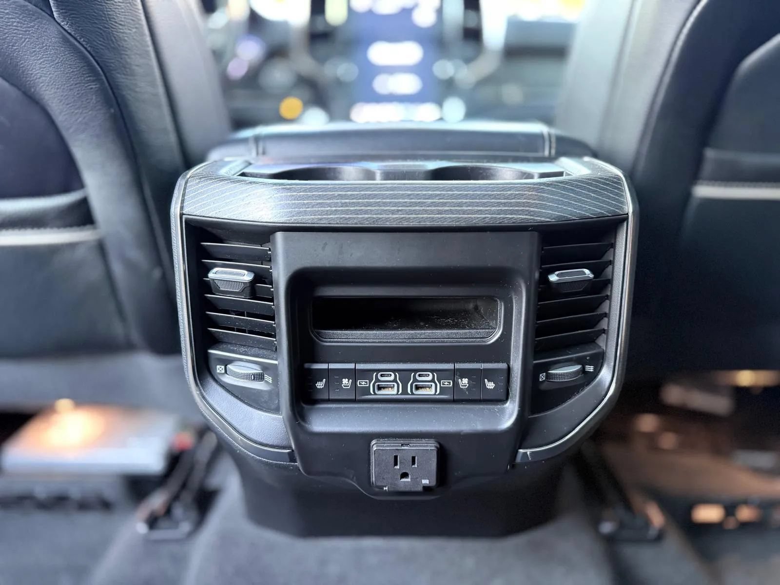 Used 2021 RAM 1500 Limited w/ Night Edition AWD/4WD image 13