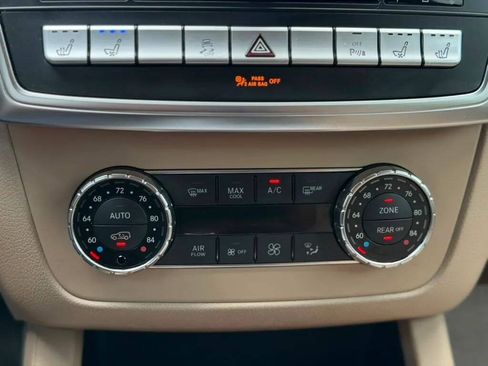 Used 2013 Mercedes-Benz GL 550 4MATIC image 21