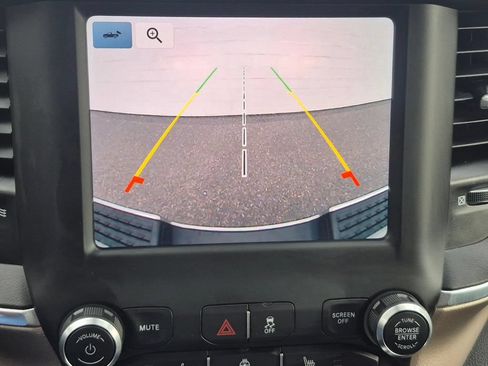 Used 2022 RAM 2500 Laramie AWD/4WD image 13