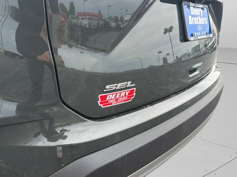 Used 2024 Ford Edge SEL AWD/4WD image 34