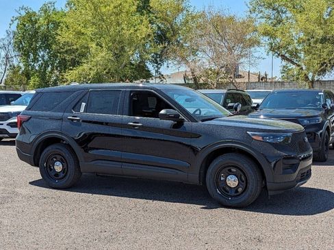 New 2025 Ford Explorer 4WD Police Interceptor image 9