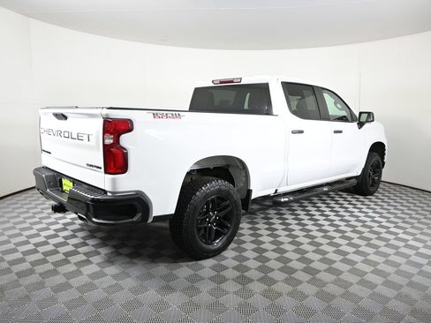 Used 2021 Chevrolet Silverado 1500 Custom Trail Boss w/ Safety Confidence Package AWD/4WD image 7