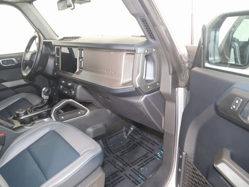 Used 2022 Ford Bronco Outer Banks image 47