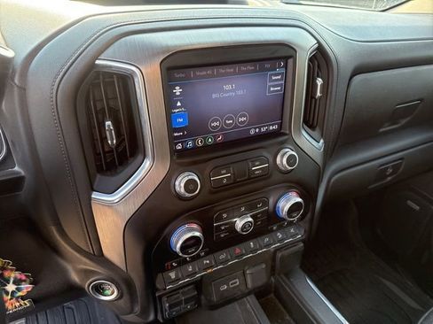 Used 2023 GMC Sierra 2500 Denali w/ Denali Black Diamond Edition image 15