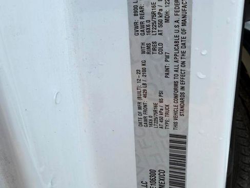 Used 2024 RAM ProMaster 2500 w/ Convenience Group image 27