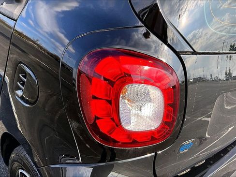 Used 2018 smart fortwo electric drive image 28