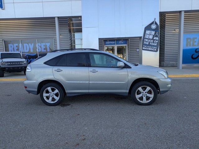 Used 2005 Lexus RX 330 AWD w/ Premium Plus Pkg image 4