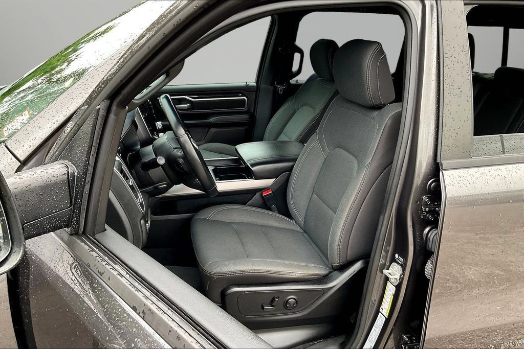 Used 2024 RAM 1500 Big Horn AWD/4WD image 22