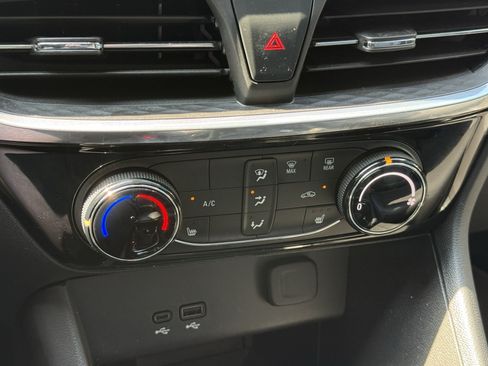 Used 2026 Buick Encore GX Sport Touring w/ Comfort Package FWD image 30