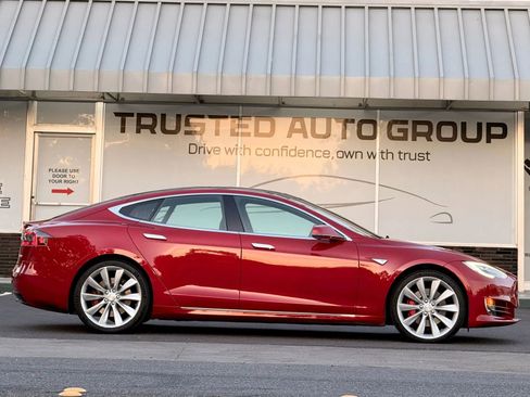 Used 2016 Tesla Model S P90D AWD/4WD image 5