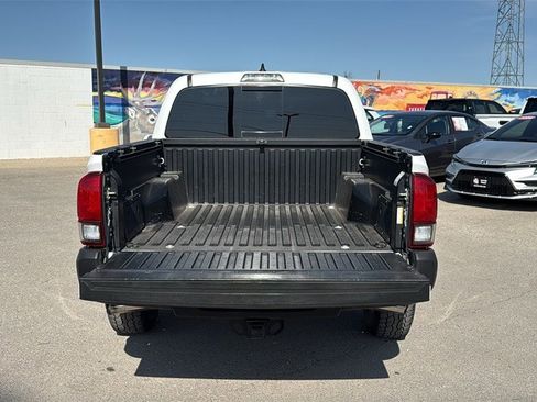 Used 2018 Toyota Tacoma SR5 image 23