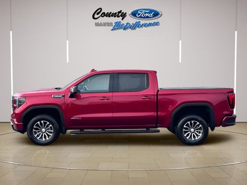 Used 2023 GMC Sierra 1500 AT4 w/ Technology Package image 3