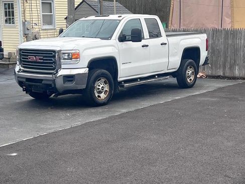 Used 2015 GMC Sierra 2500 4x4 Double Cab w/ Sierra Convenience Package image 10