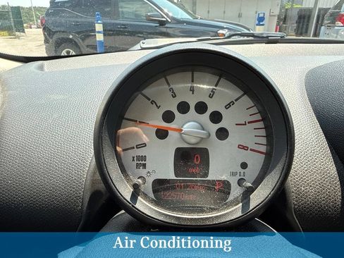 Used 2012 MINI Cooper Countryman FWD image 4