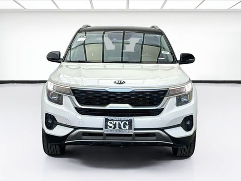 Used 2021 Kia Seltos S FWD image 2