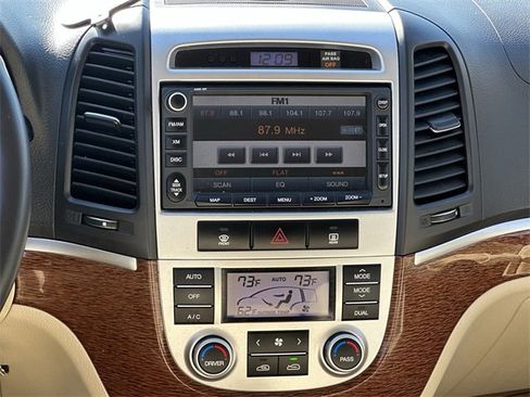 Used 2009 Hyundai Santa Fe Limited w/ Navigation Pkg 5 image 14
