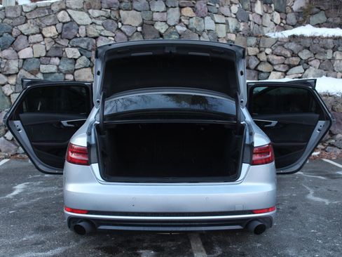 Used 2018 Audi A4 2.0T Premium Plus w/ Premium Plus Package image 10