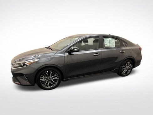 Used 2023 Kia Forte GT-Line w/ GT-Line Premium Package FWD image 8