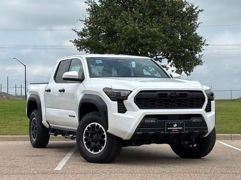 New 2026 Toyota Tacoma TRD Off-Road AWD/4WD image 1
