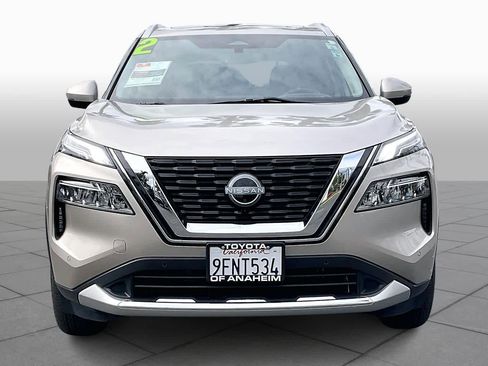 Used 2023 Nissan Rogue Platinum w/ Platinum Premium Package image 3