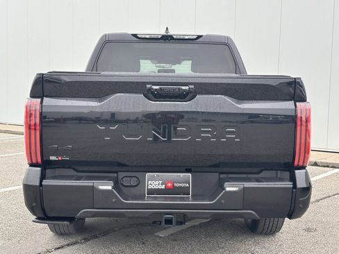 Used 2022 Toyota Tundra Platinum image 4